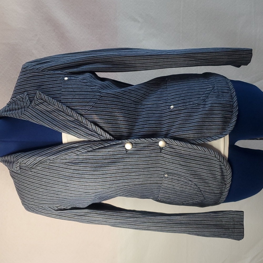 Women denim blazer